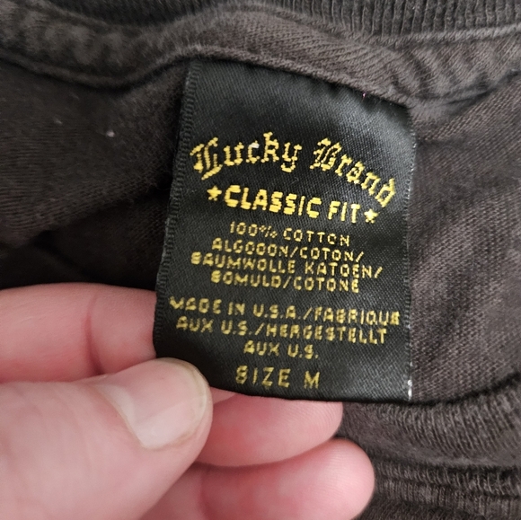 Vintage Lucky Brand Mens Short Sleeve Tee! - Picture 2 of 4